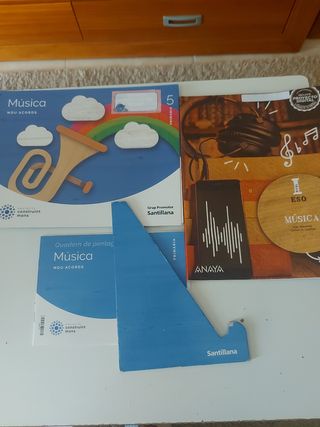 Libros de Primaria y de Lectura colegio.