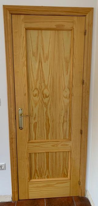 Lote de 9 puertas en perfecto estado