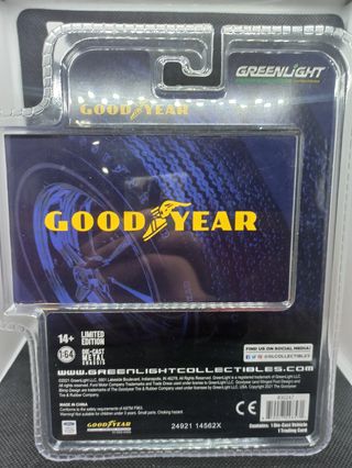 Ford Mustang Wide boots greenlight 1/64
