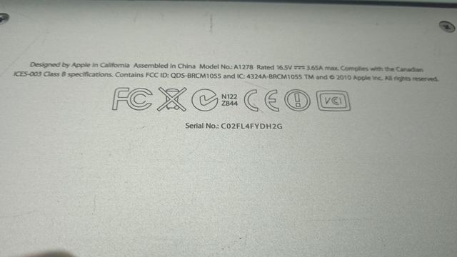 Macbook Pro 2011 PARA PIEZAS 13''