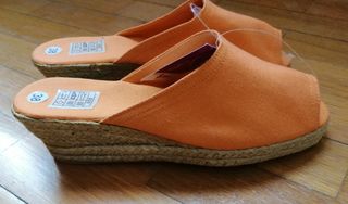 Zapatillas cuña de esparto, sin estrenar