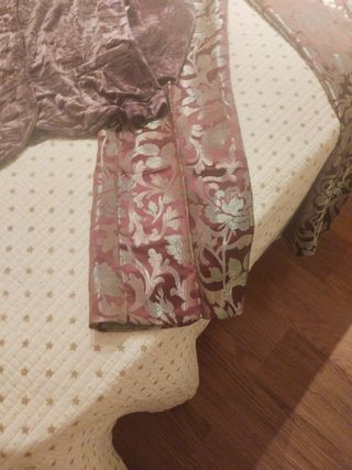 Chaqueta terciopelo y pantalón bordado