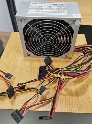 Pack 4 fuentes alimentación Server / PC. OCASIÓN