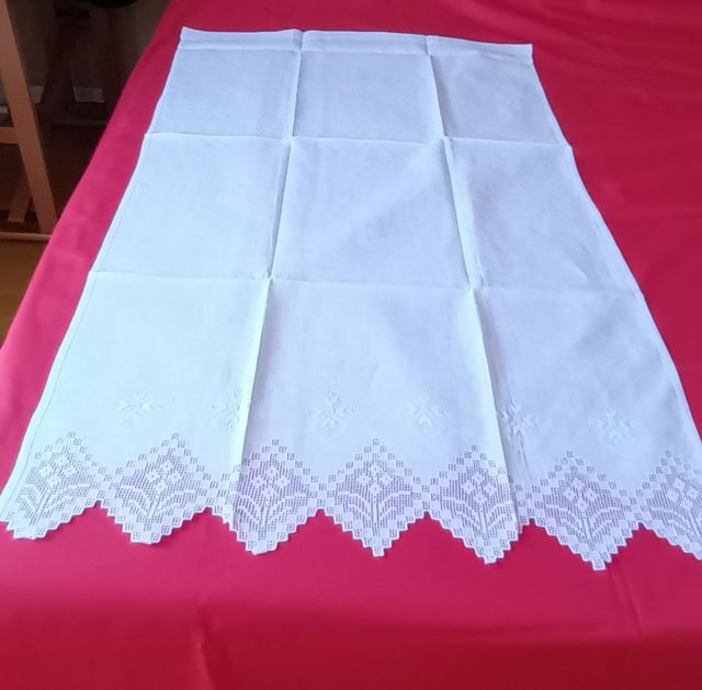 Set Asciugamani vintage puro lino ricamo a mano