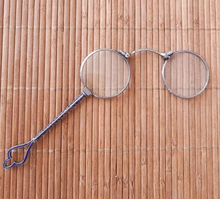 Impertinentes antiguos plata