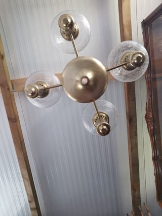 Lámpara vintage de bronce de cuatro focos