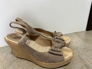 Sandalias Cuña piel y esparto Som•mits