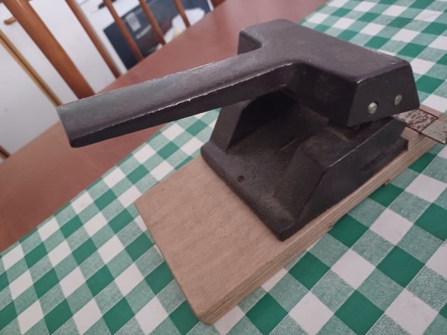 Perforadora taladradora vintage