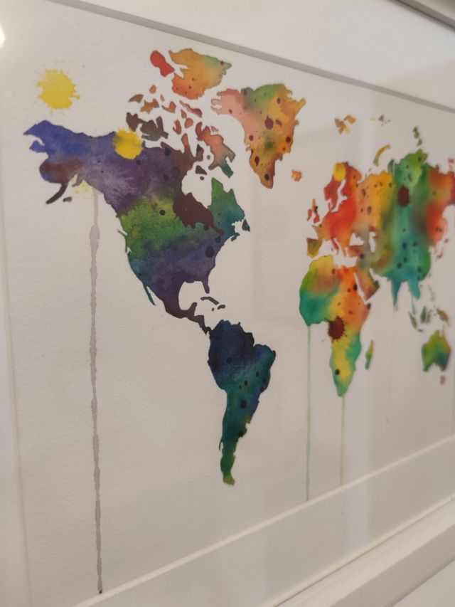 Precioso mapamundi enmarcado