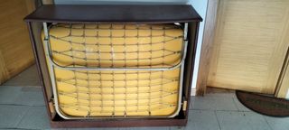 Cama plegable. con colchon