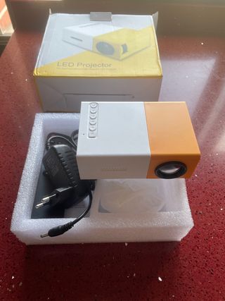 proyector LED nuevo