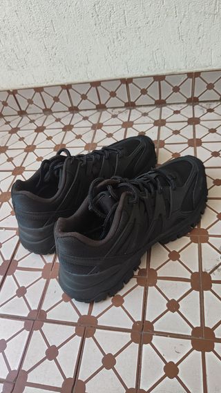 scarpe nere Sneakers robuste