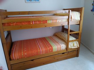 Literas de madera en Malpica