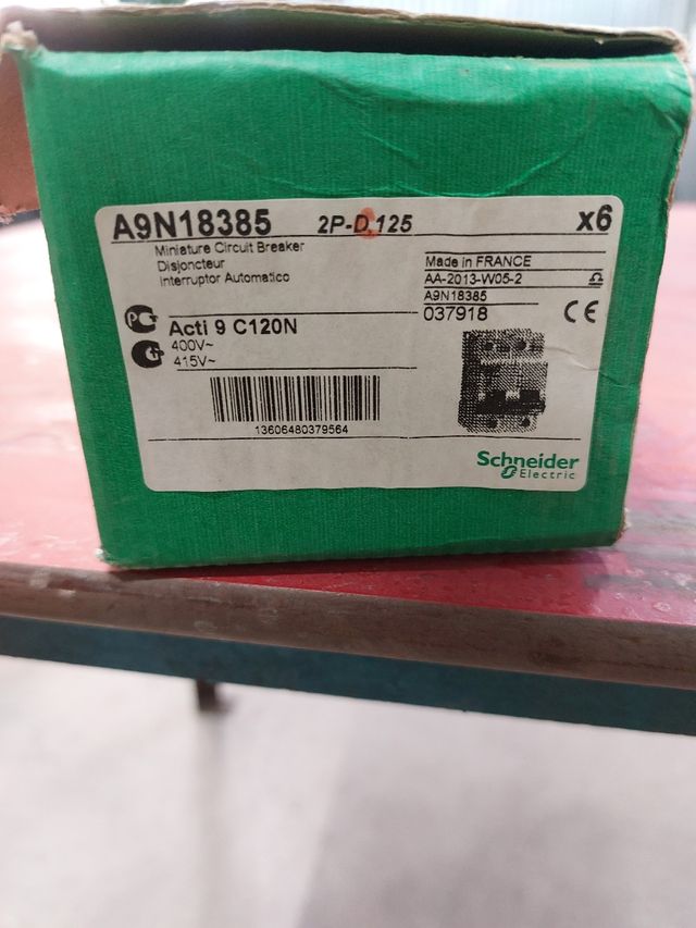 Magnetotermico C120N 2 polos 125A