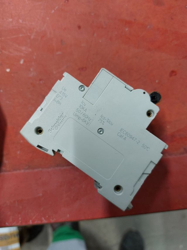 Magnetotermico C120N 2 polos 125A