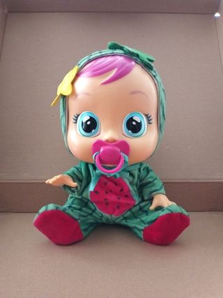 Muñeco bebé llorón sandía