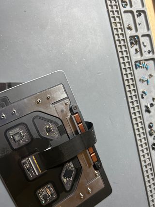 trackpad macbook pro A2338