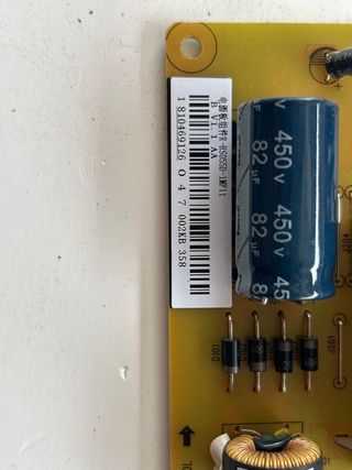 Fuente de Alimtacion Tv Grunkel 28DCG200013