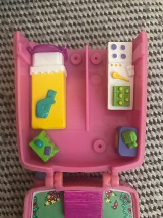 antiguo telefono muñeca polly poket.