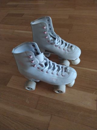 Patines talla 36 y bolsa de transporte 
