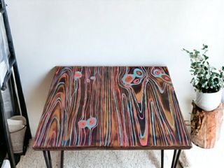 HALLBERA: mesas auxiliares vetas colores