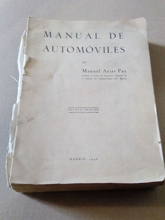 Manual de automóviles Manuel Arias Paz, colección