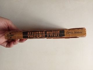 LIBRO ANTIGUO OLIVER TWIST