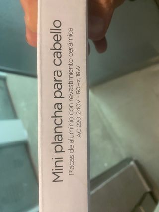 Plancha de pelo de viaje.