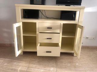 Mesa, mueble televisión