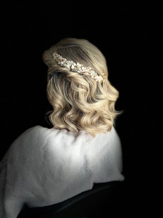 Peluquería y maquillaje evento
