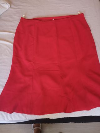 elegante discreto traje chaqueta