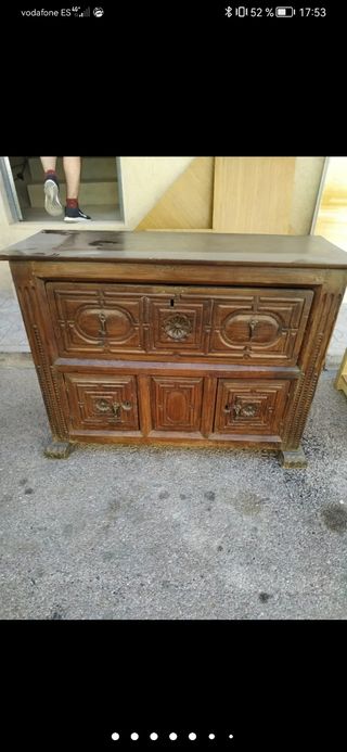 Mueble antiguo