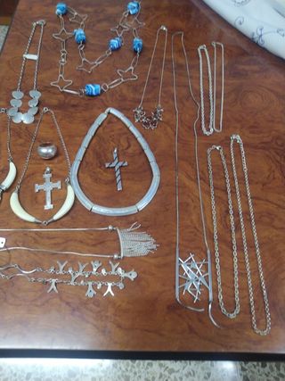 Cadenas y gargantillas de plata