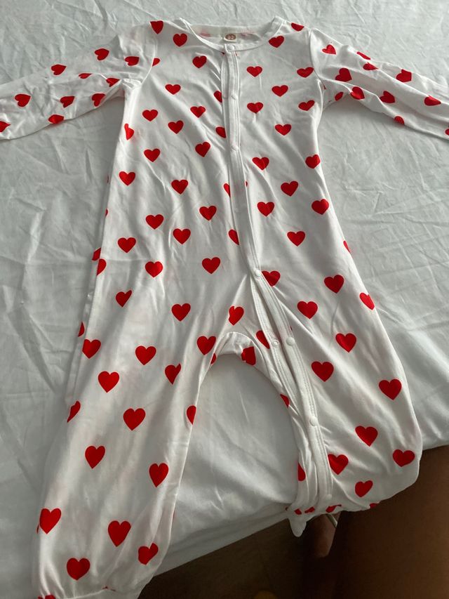 Pijama bebe corazones san valentin 18/24 meses