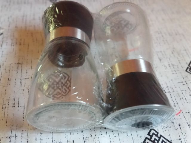 Novo moedor de sal e pimenta