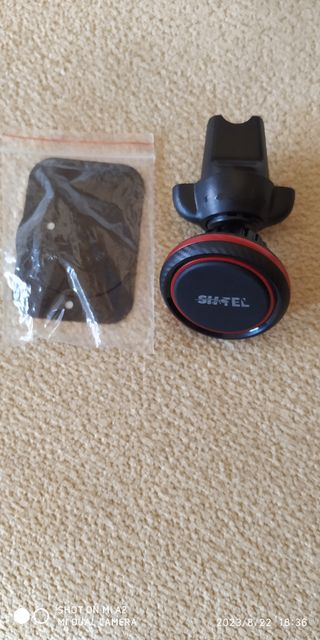 Soporte móvil magnético para coche