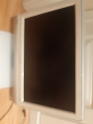 TV PHILIPS 19 " con mando.