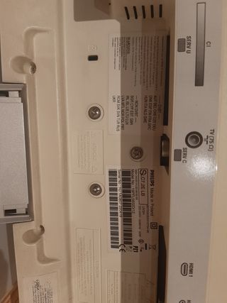 TV PHILIPS 19 " con mando.