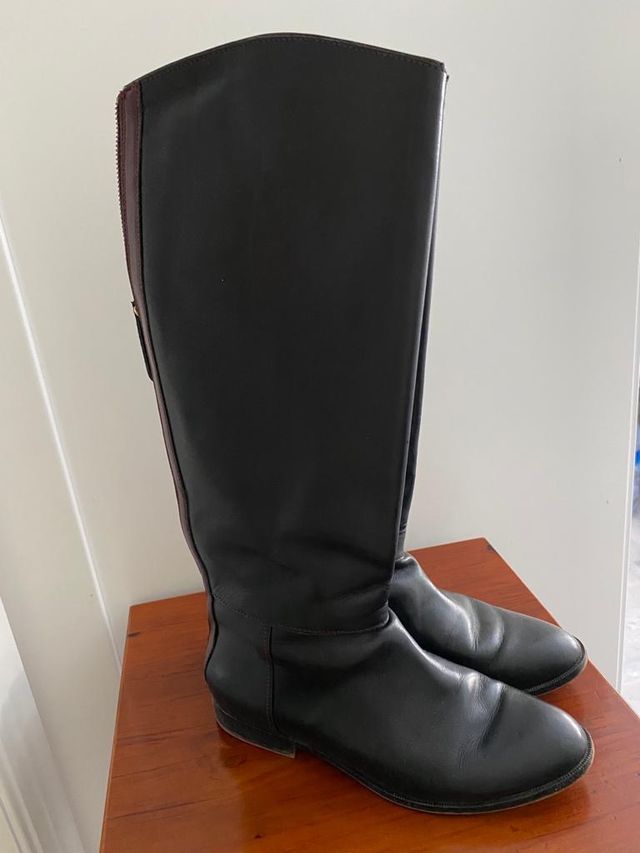 Botas de cuero negras