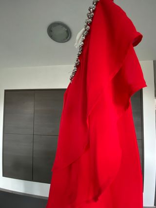 Vestido fiesta corto asimétrico Almatrichi 40