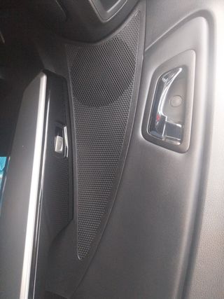 SsangYong Tivoli D16T Limited Auto 4×2