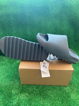 YEEZY SLIDE SLATE MARINE 