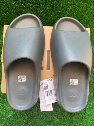 YEEZY SLIDE SLATE MARINE 