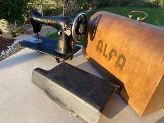 Cabezal máquina de coser Alfa antigua