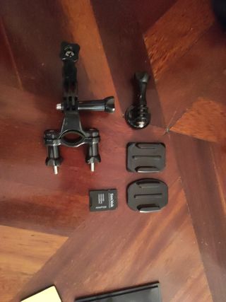 GoPro Hero 4 black + accesorios+ sd