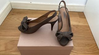 Sandalias cuero Uterque T39 nuevas