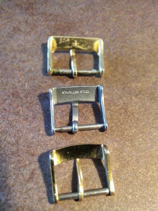 Orologio con due fibbie+regalo.