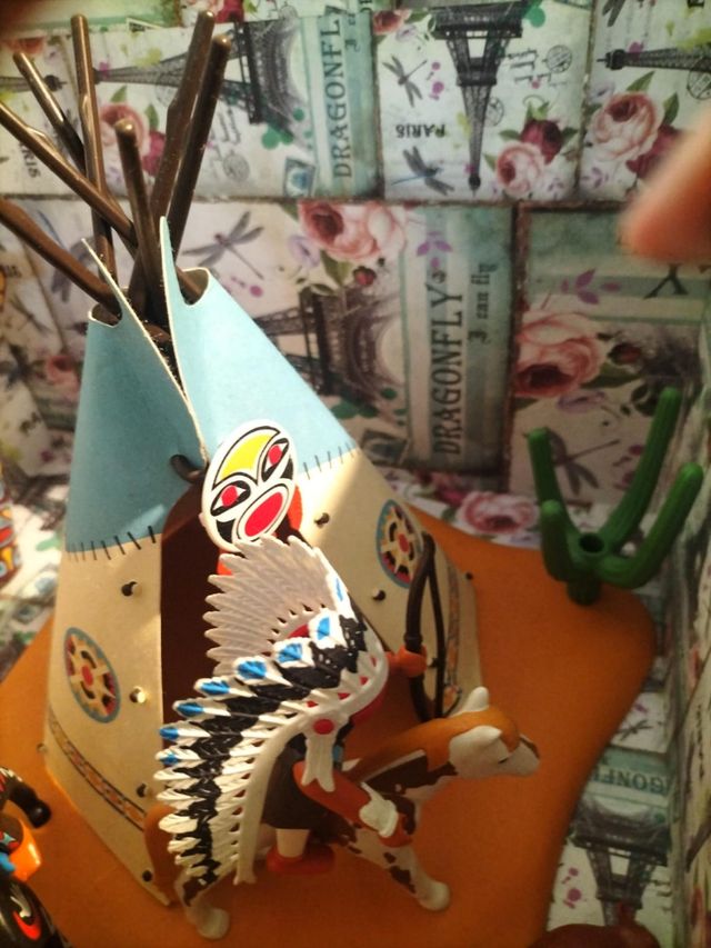 Campamento indio playmobil