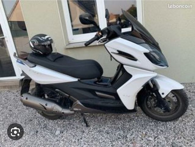 Kymco k-xct 125