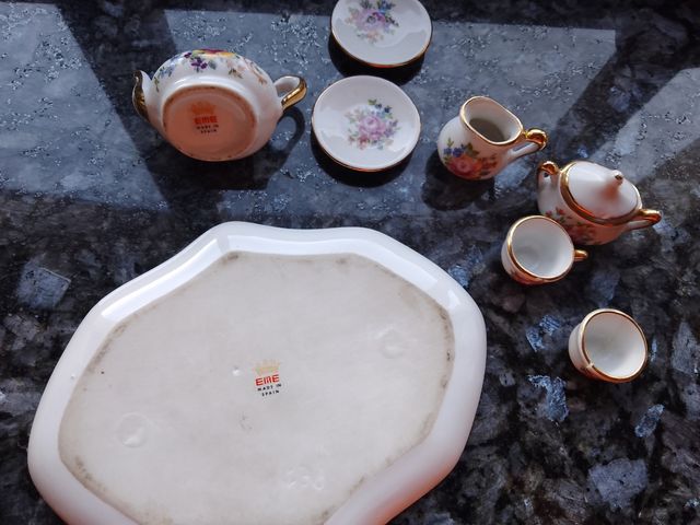 Juego de café porcelana miniatura